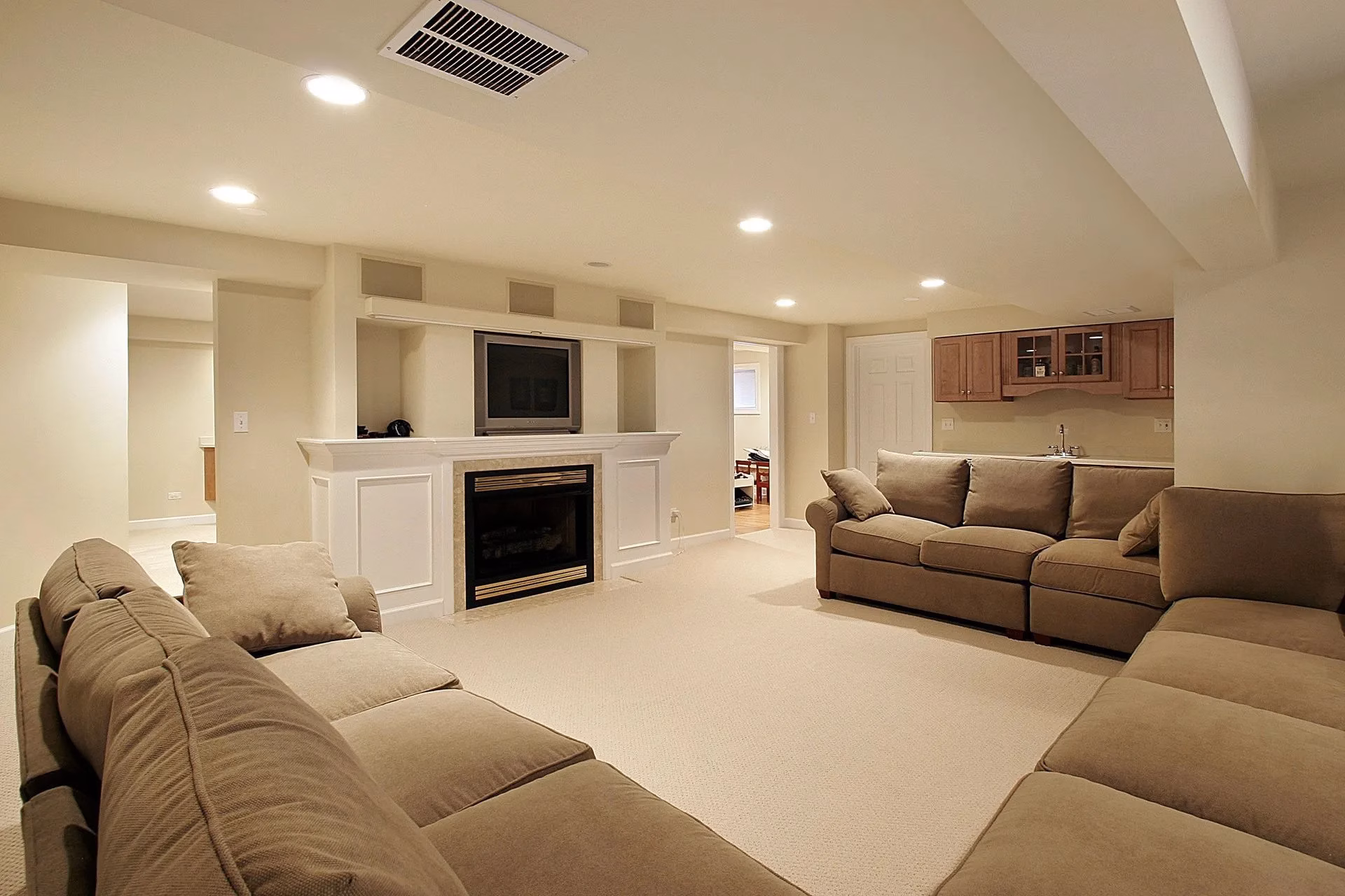 7 Reasons to Invest in Basement Construction